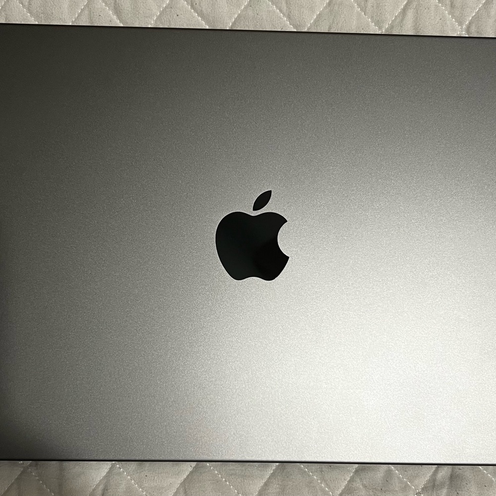 MacBook Pro M1 Pro chip